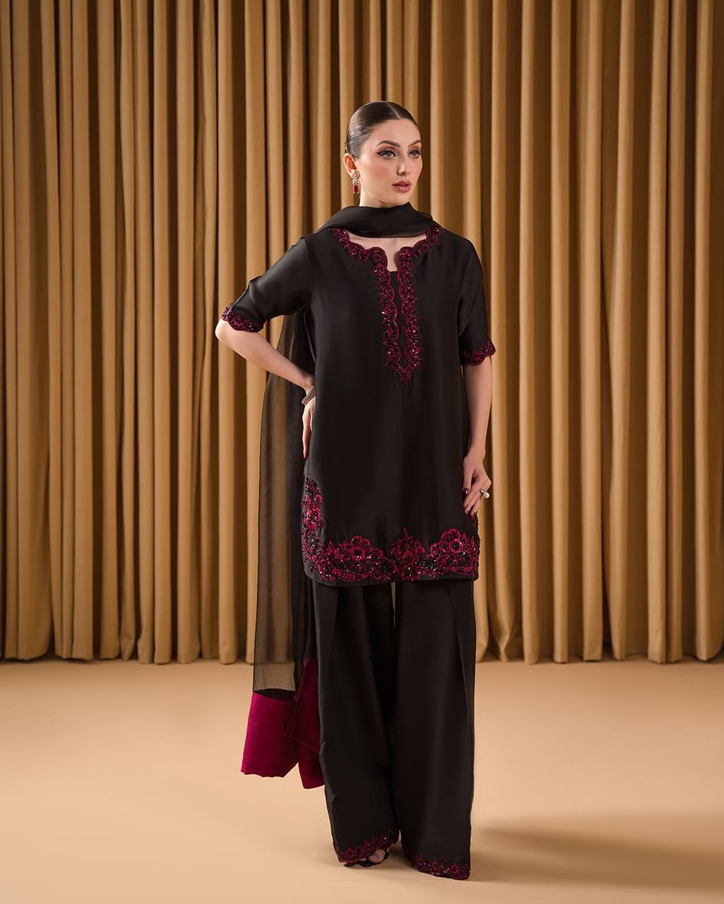 Natural Crepe Top with Farshi Plazzo & Organza Dupatta Set