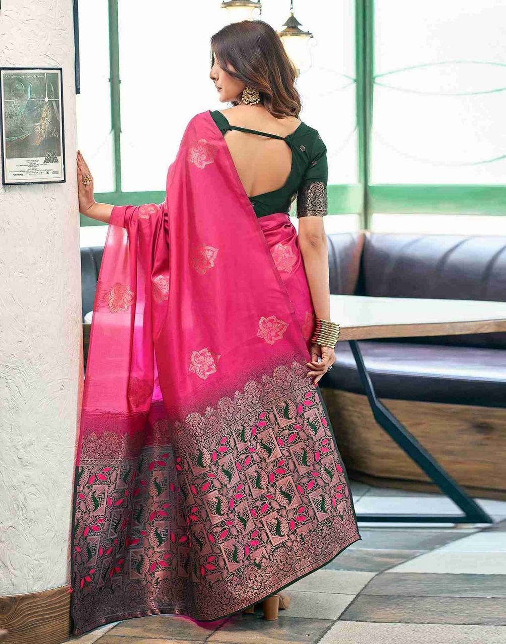 Organic Banarasi Wedding Saree – Lightweight & Breathable