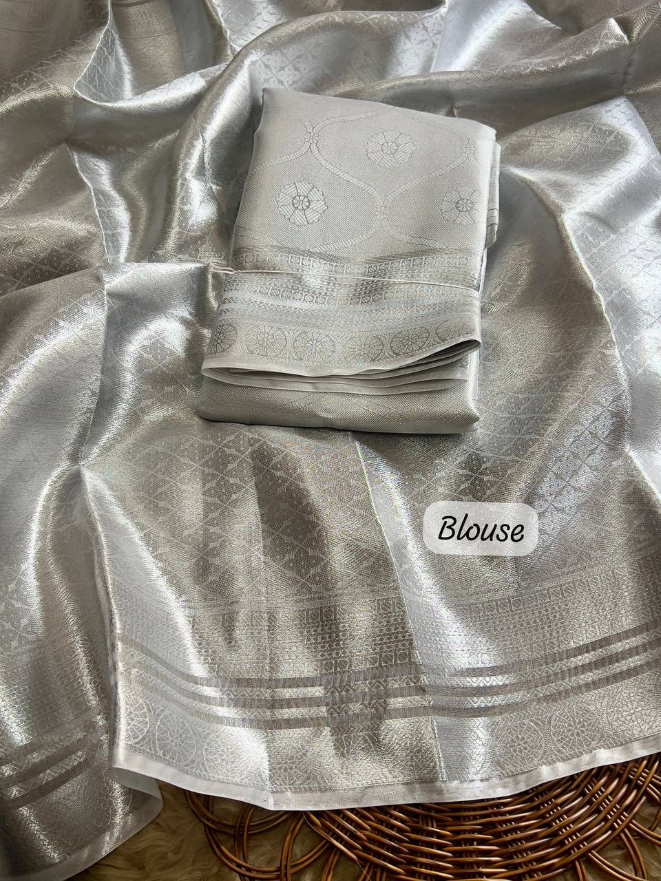 Samantha Inspired Soft Tissue Silk Saree with Rich Pallu