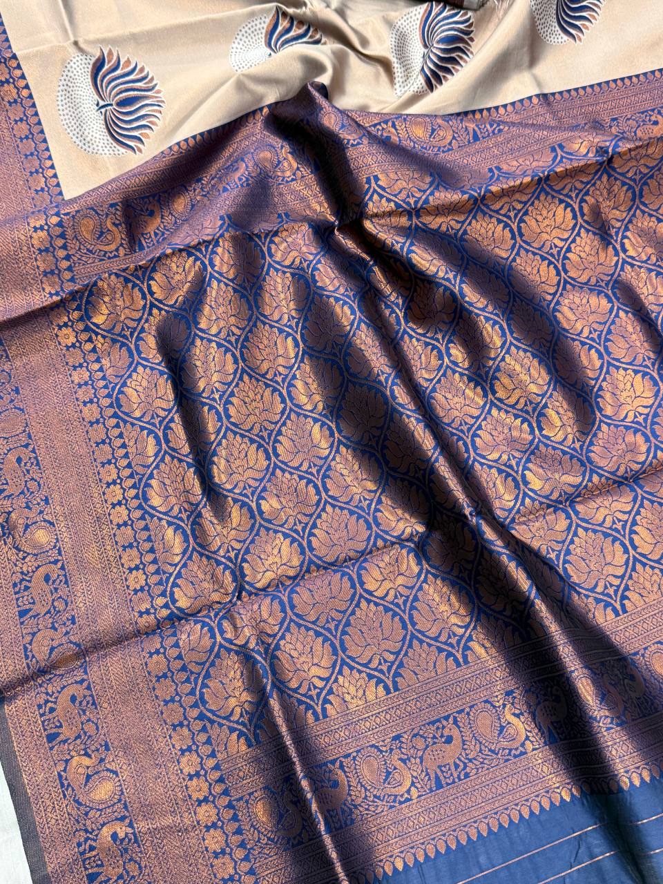 Organic Banarasi Wedding Saree – Light & Comfortable