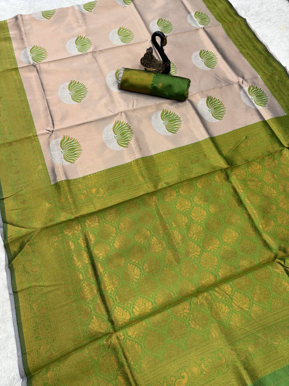 Organic Banarasi Wedding Saree – Light & Comfortable