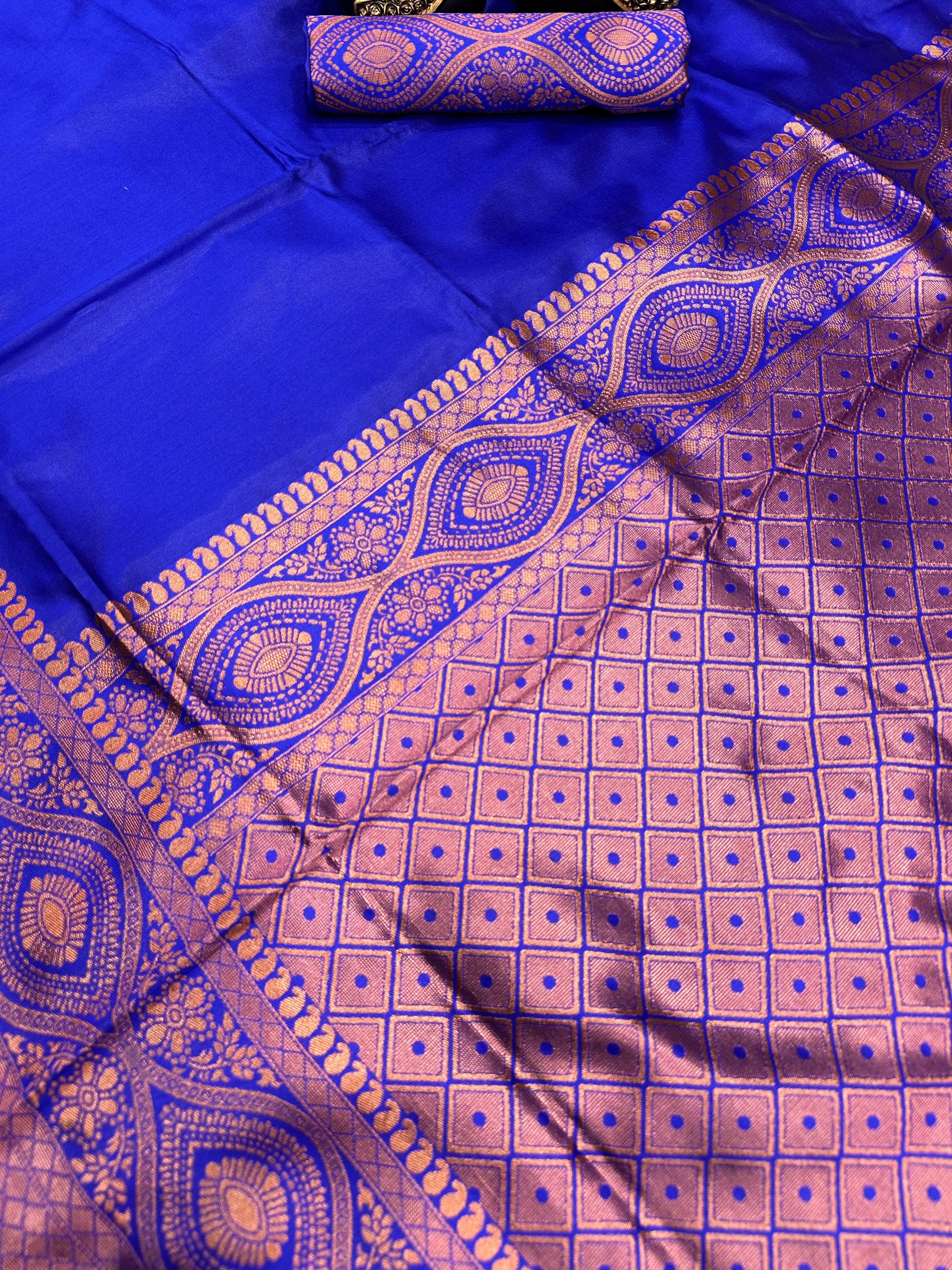 Soft Comfort Organic Banarasi Lichi Silk Wedding Saree