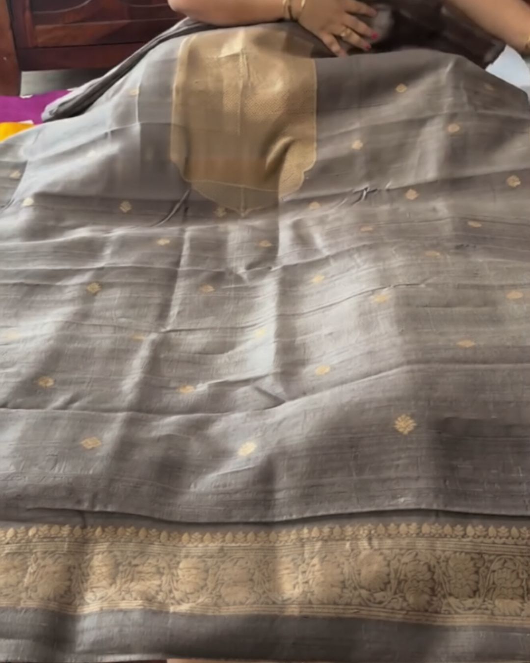 Soma Raw Silk Jari Suit Set
