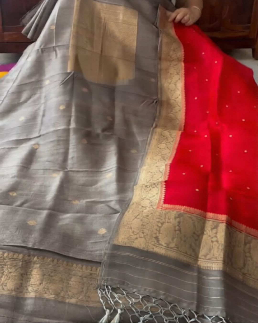 Soma Raw Silk Jari Suit Set