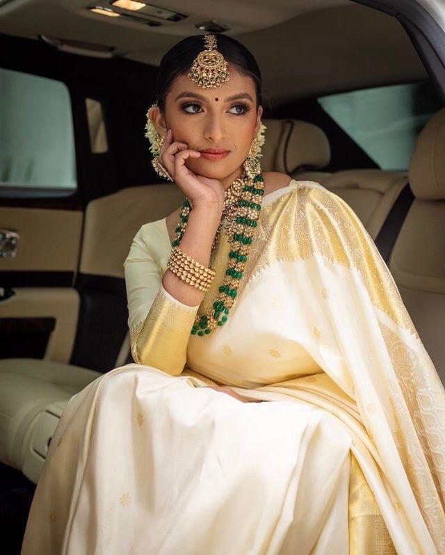 Graceful Lightweight Banarasi Saree in Premium Lichi Silk