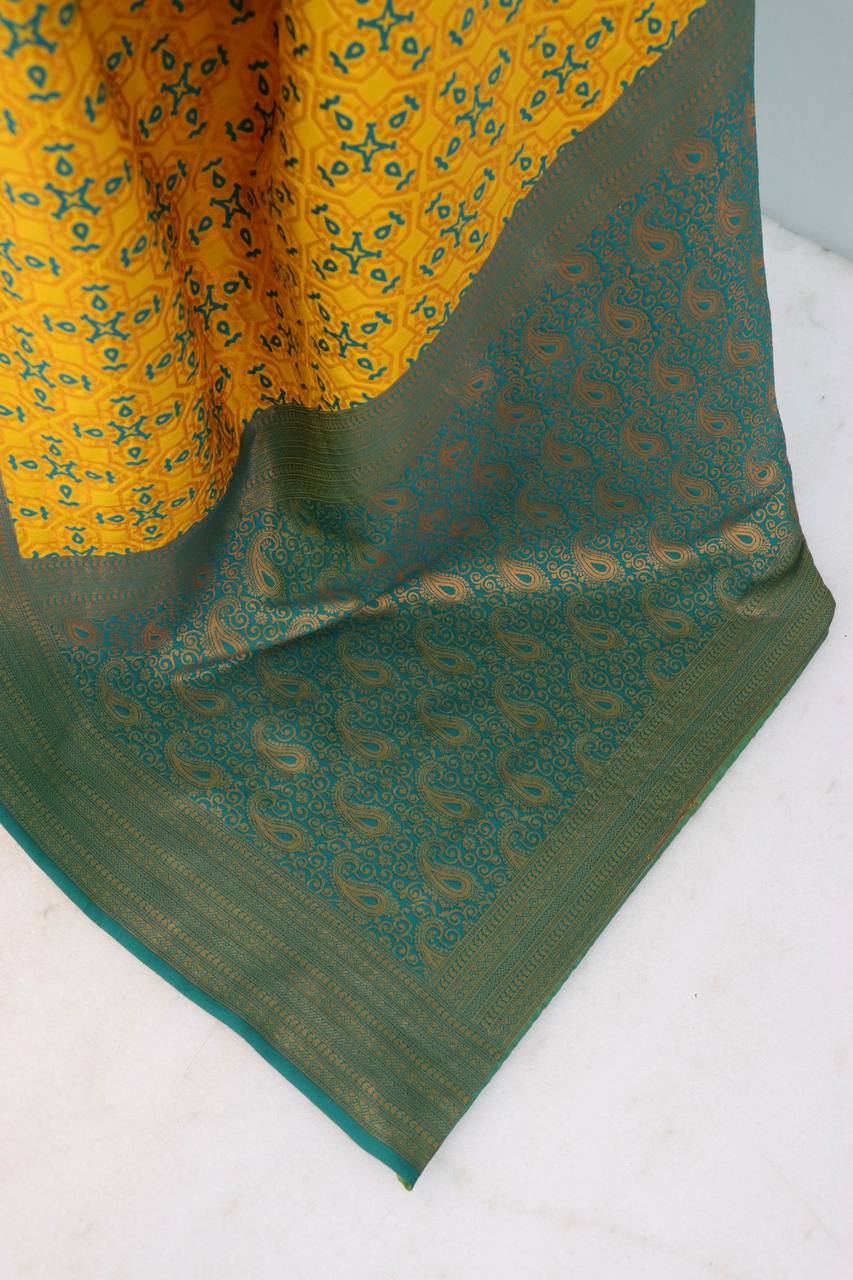 Premium Kanjivaram Soft Silk Saree with Copper Zari Jaal Weaving
