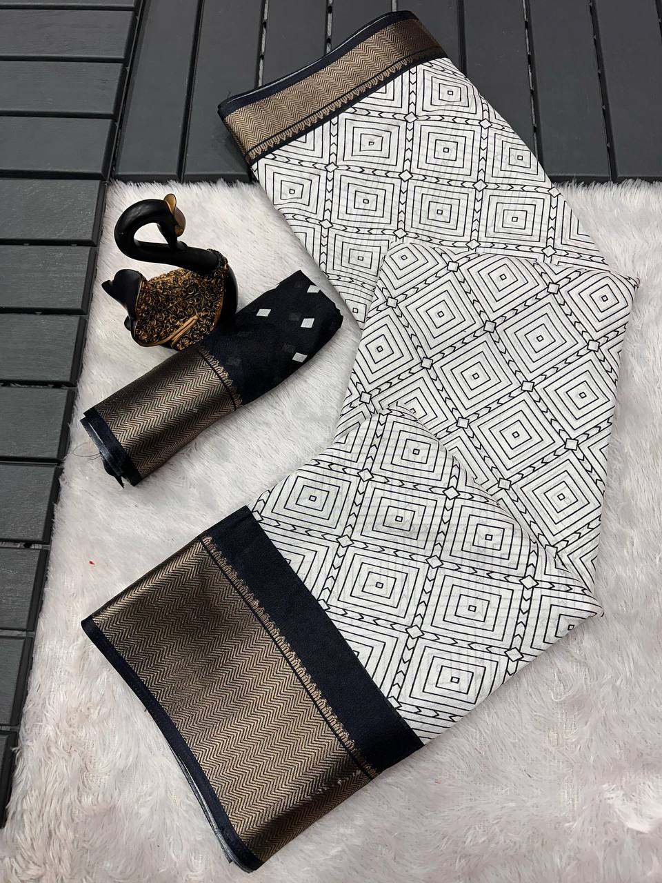 Pure Dola Silk Saree with HD Batik Print & Jacquard Border