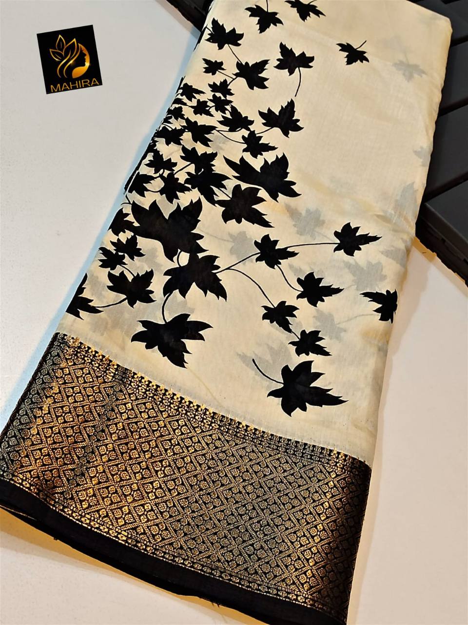 Pure Dola Silk Saree with HD Kalamkari Print & Jacquard Border