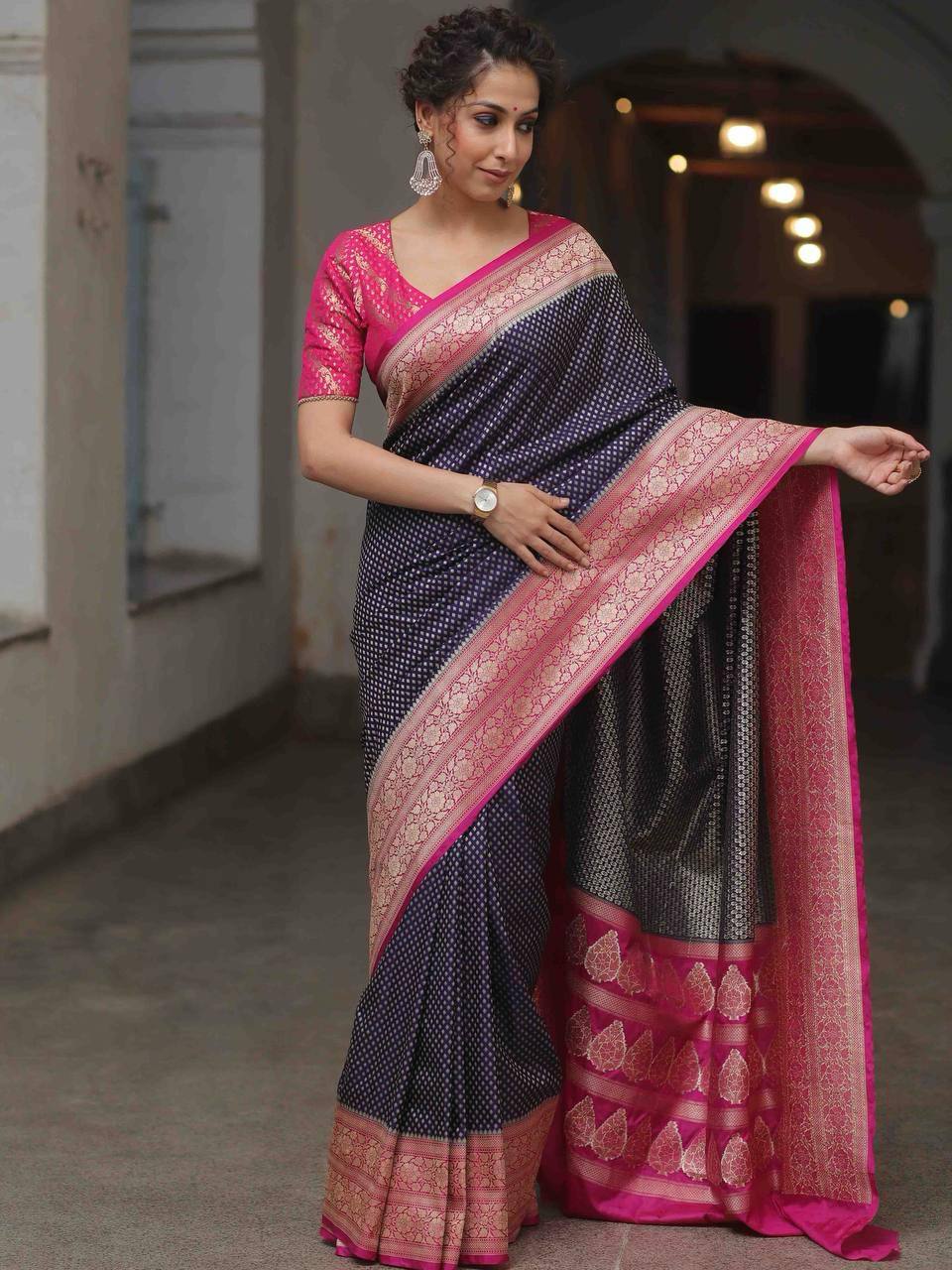 Organic Banarasi Lichi Silk Wedding Saree – Lightweight & Graceful