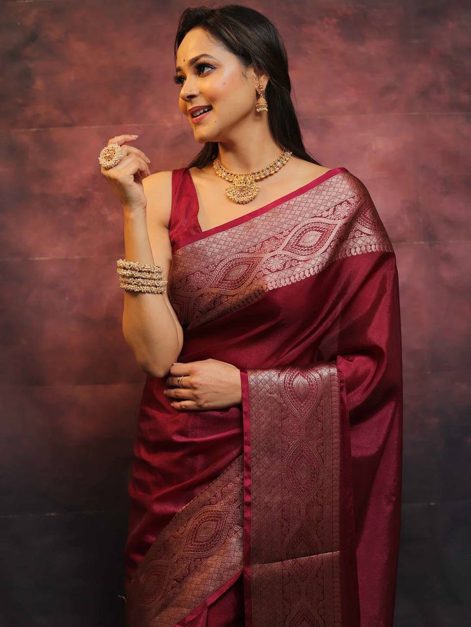 Soft Comfort Organic Banarasi Lichi Silk Wedding Saree