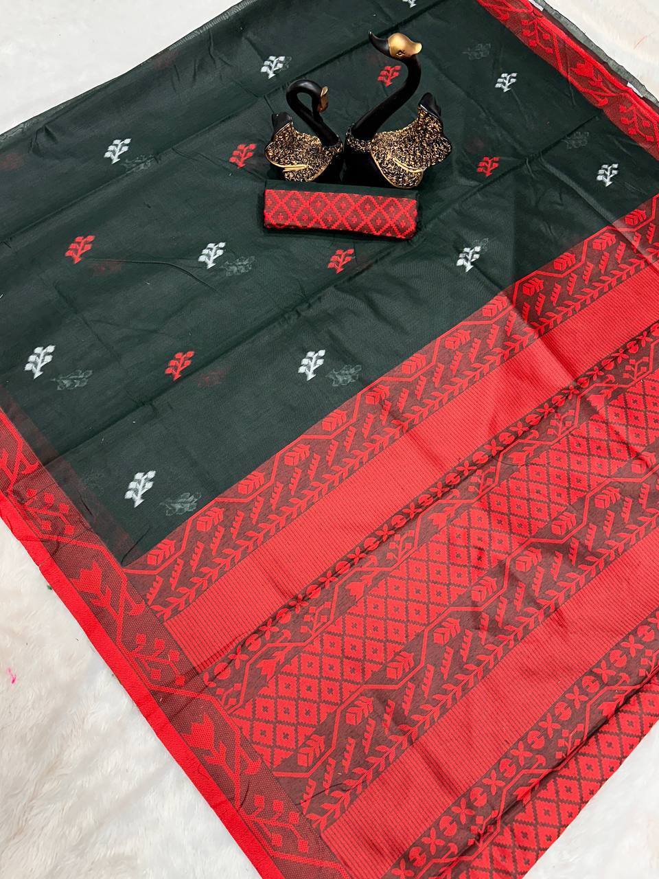 New Lilan Slab Soft Cotton Saree with Rich Weaving Blouse