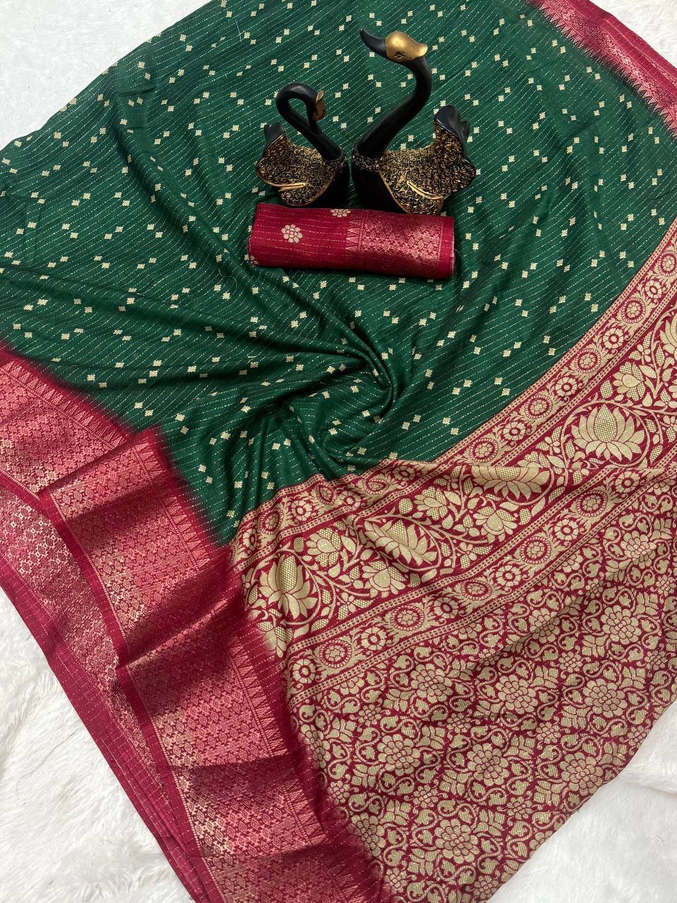 Dola Silk Saree with Gold Printed Lines & Bandhini Design