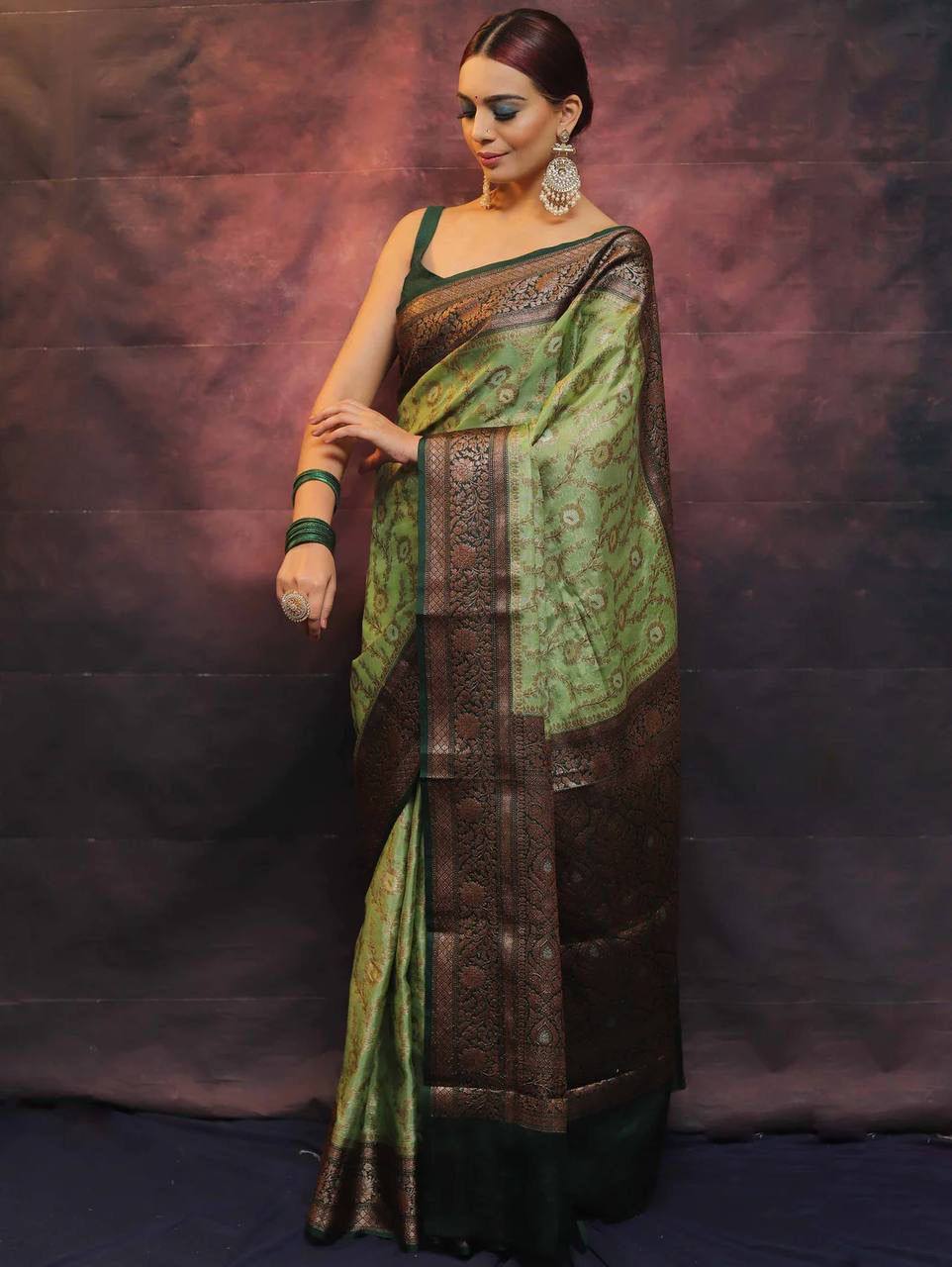 Organic Banarasi Wedding Saree – Lightweight & Breathable