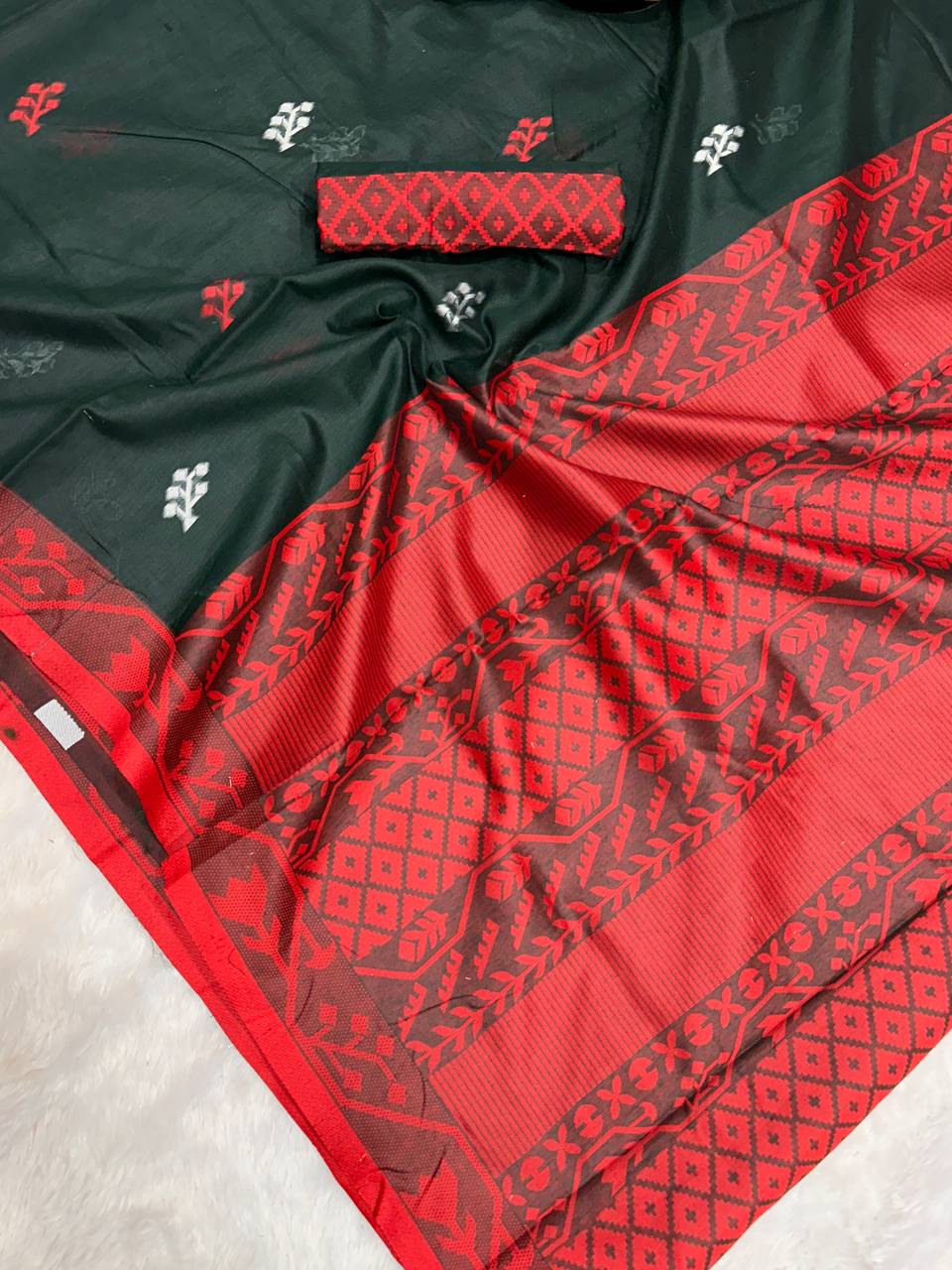 New Lilan Slab Soft Cotton Saree with Rich Weaving Blouse