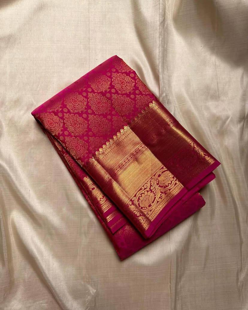 Comfort Wear Organic Banarasi Lichi Silk Wedding Saree