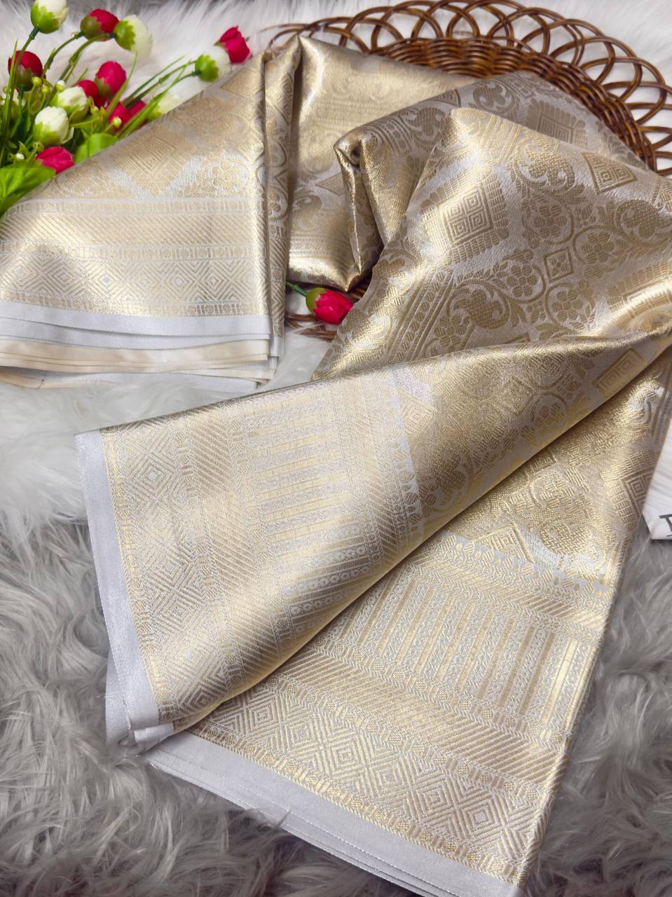Nayanthara Inspired Banarasi Golden Tissue Zari Silk Saree