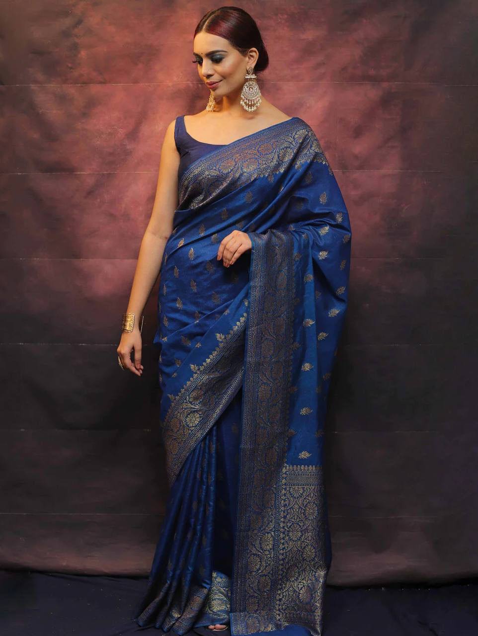 Soft Comfort Organic Banarasi Lichi Silk Wedding Saree