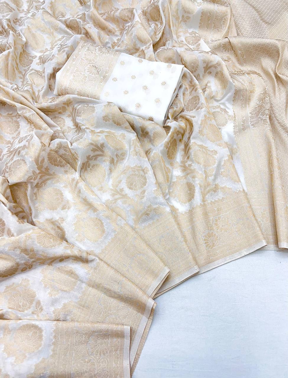 Pure Soft Khadi Georgette Silk Saree with Zari Pichwai Pallu