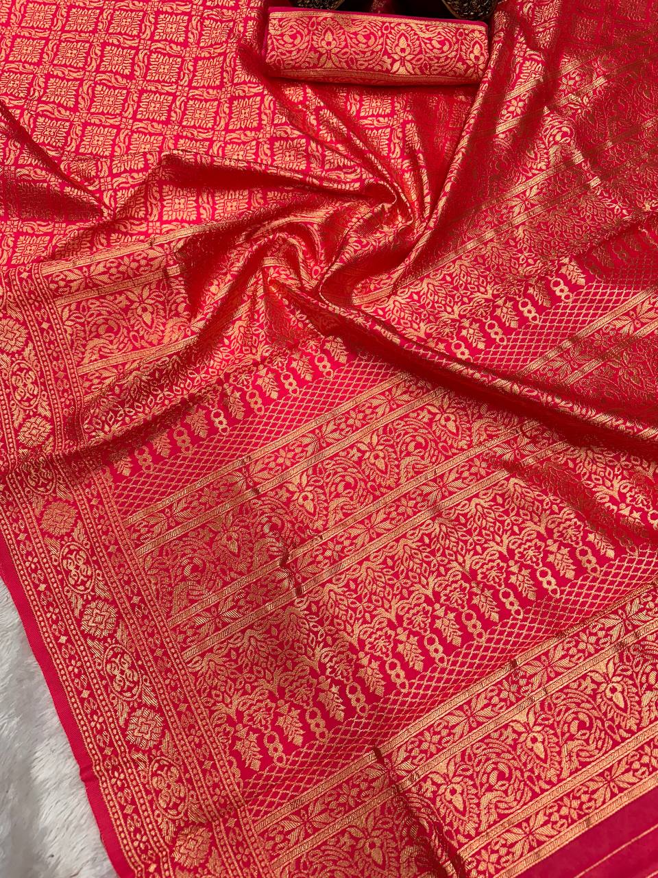 Elegant Organic Banarasi Lichi Silk Saree for Weddings