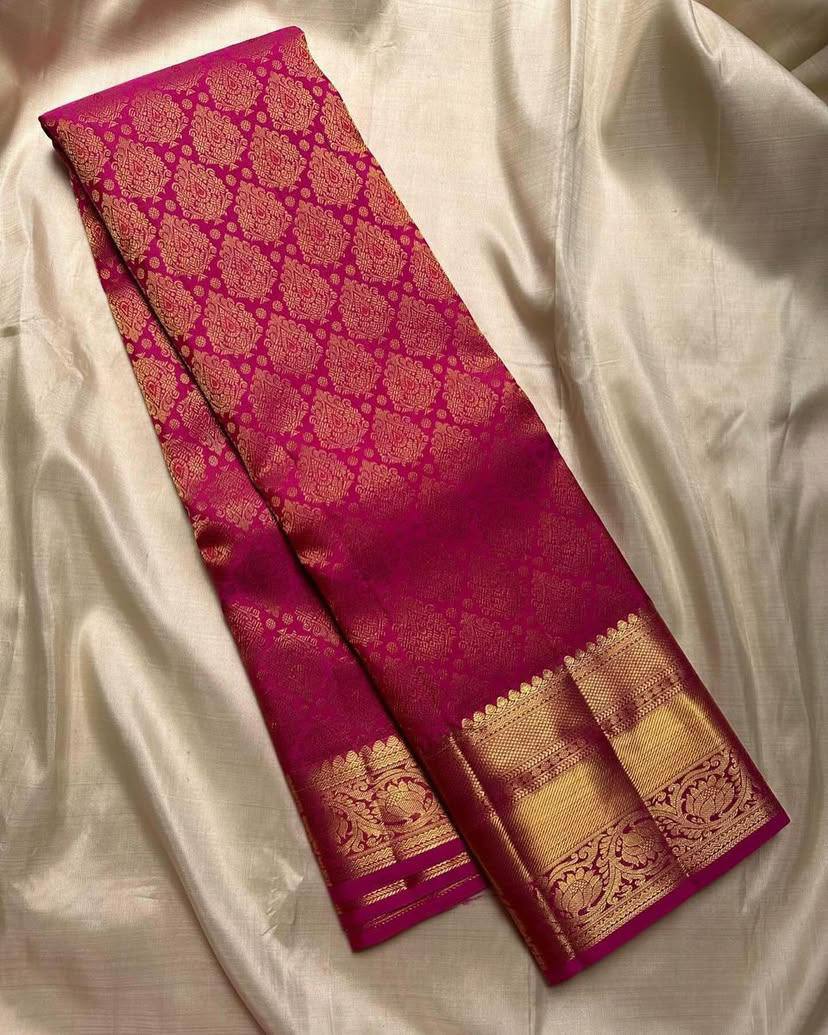 Comfort Wear Organic Banarasi Lichi Silk Wedding Saree