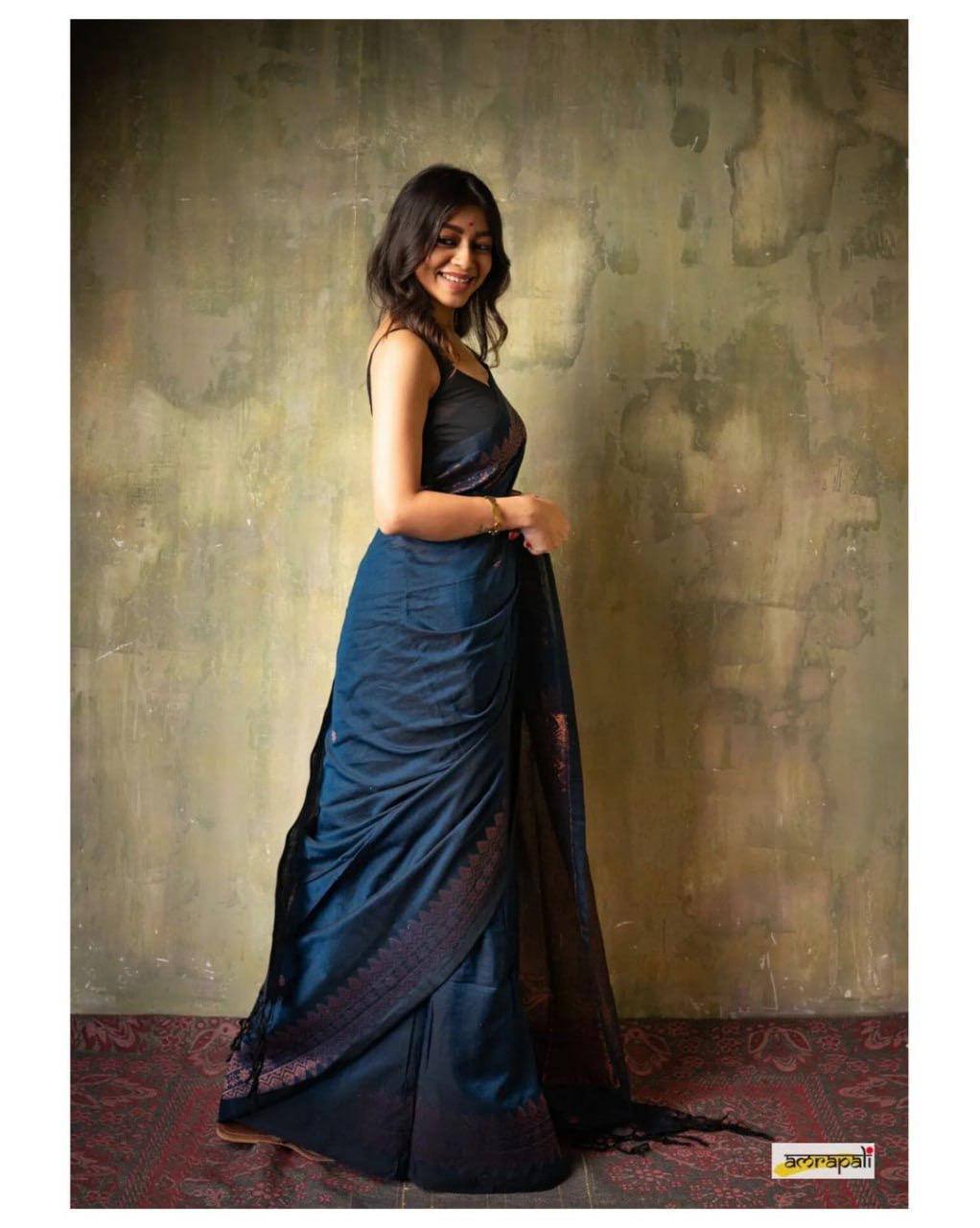 Light Feel Organic Banarasi Lichi Silk Wedding Saree