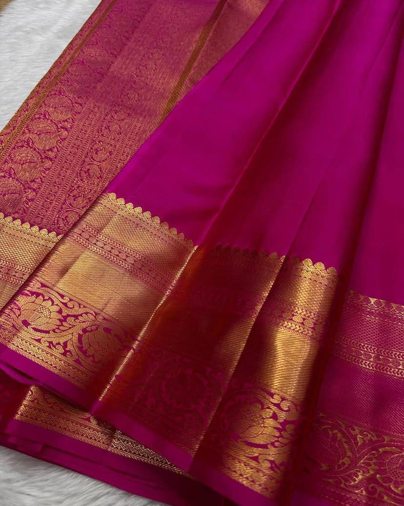 Light Comfort Organic Banarasi Lichi Silk Wedding Saree